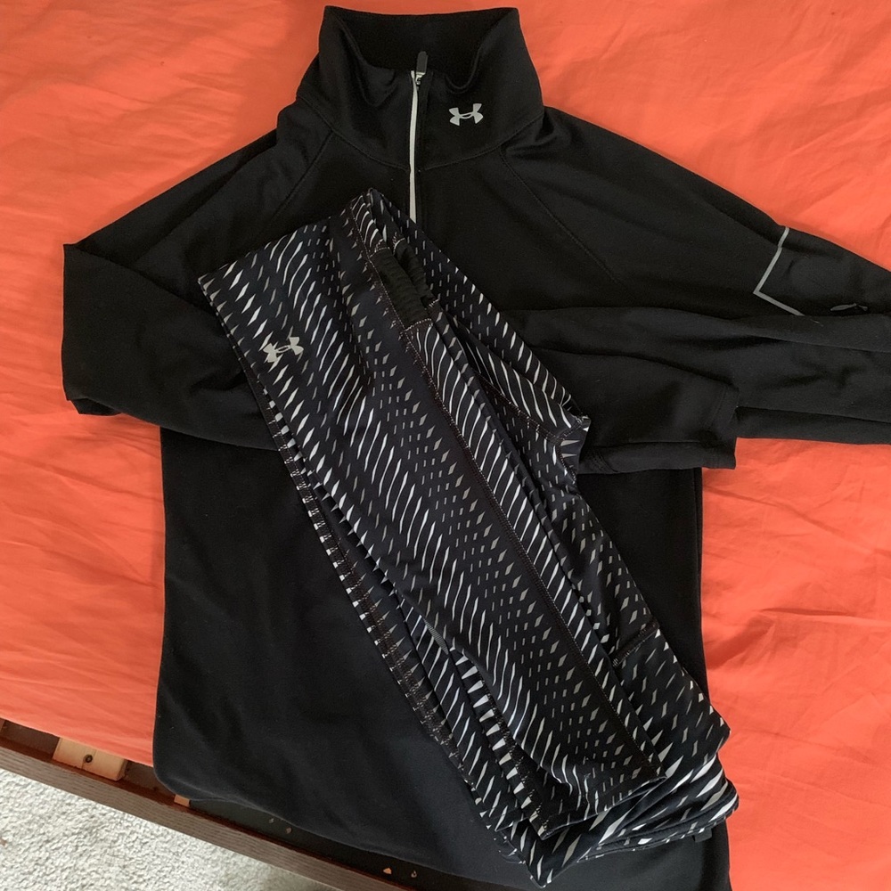 UNDER ARMOUR ATHLETIC TOP & LEGGINGS SET